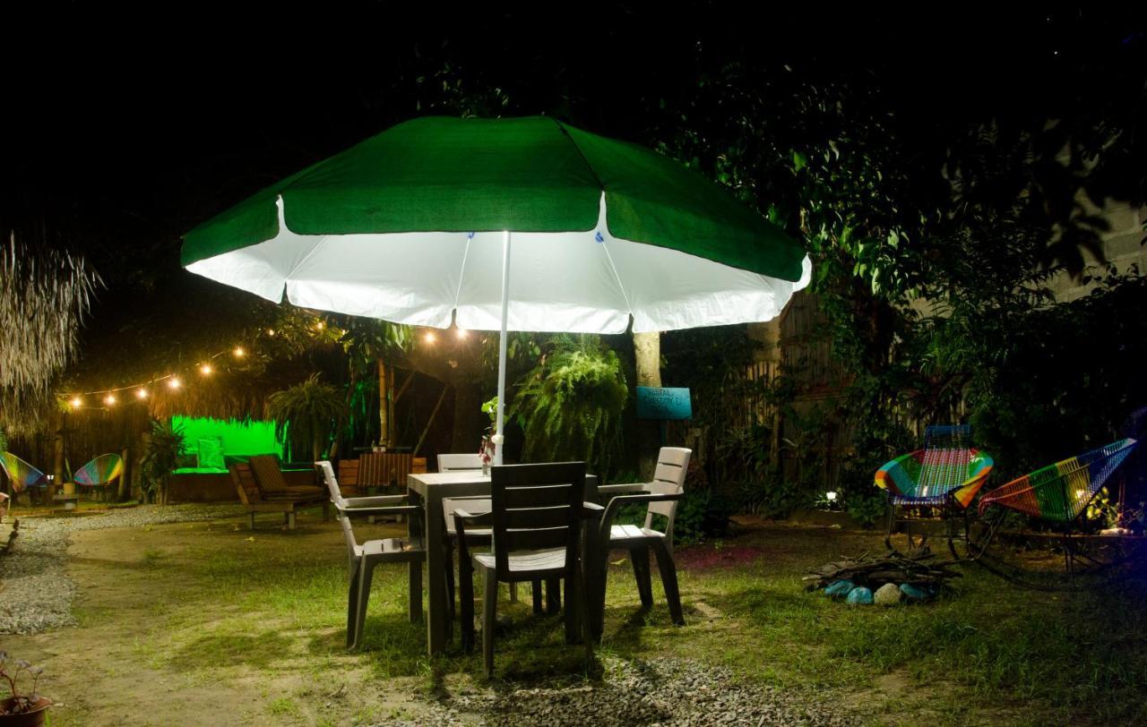 Hostal Corazon De Tagua Паломино Экстерьер фото