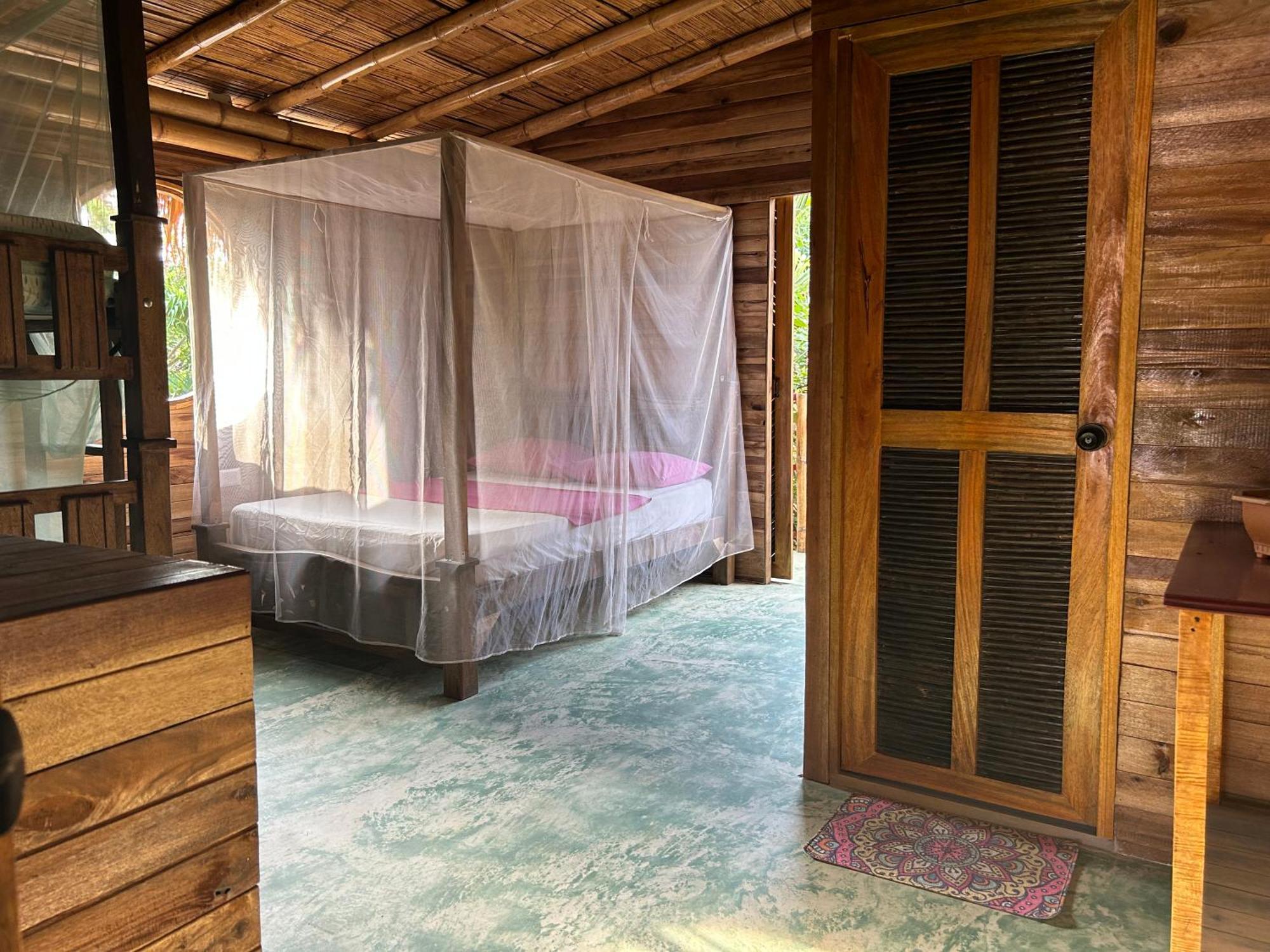 Hostal Corazon De Tagua Паломино Экстерьер фото