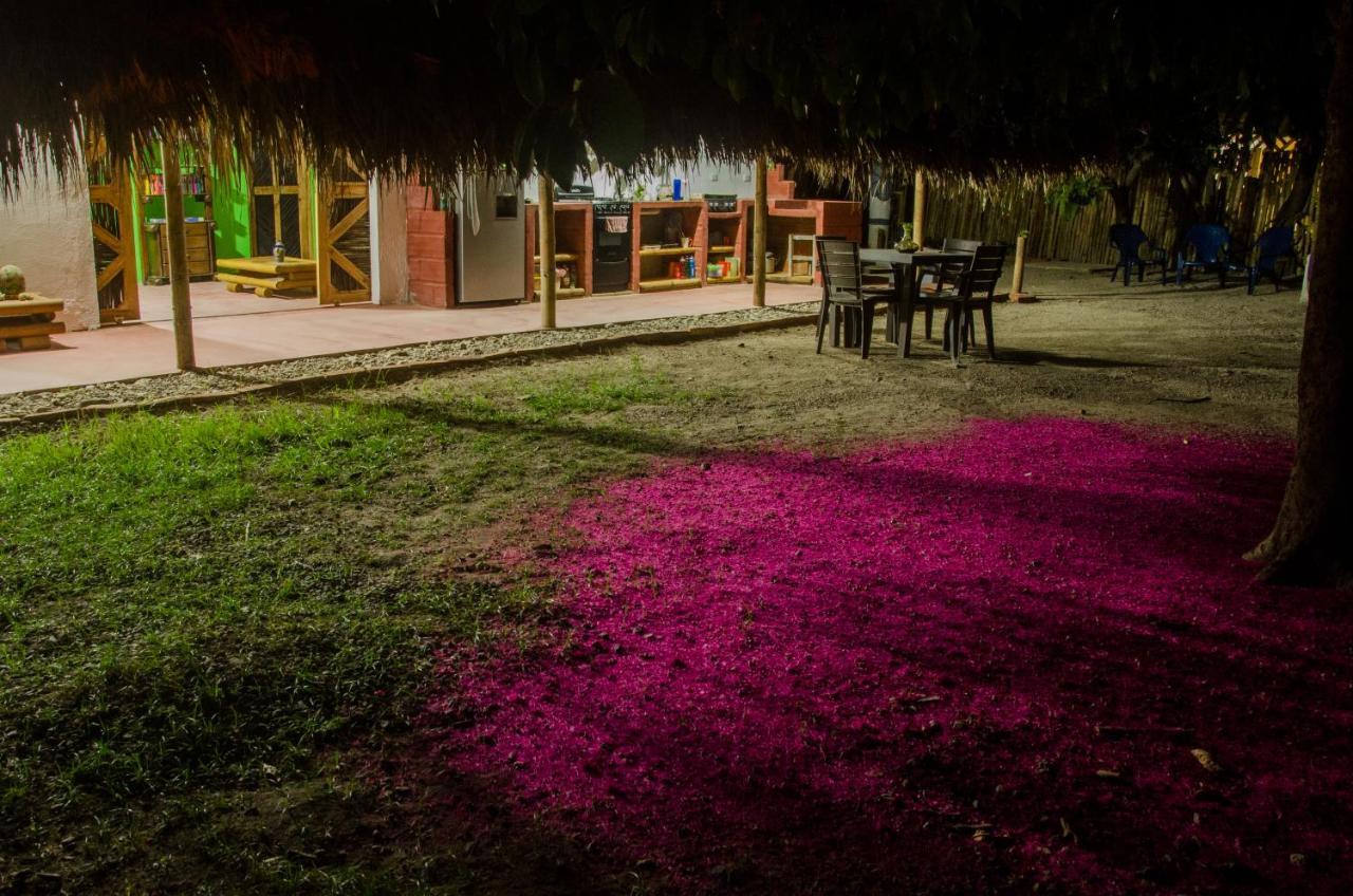 Hostal Corazon De Tagua Паломино Экстерьер фото