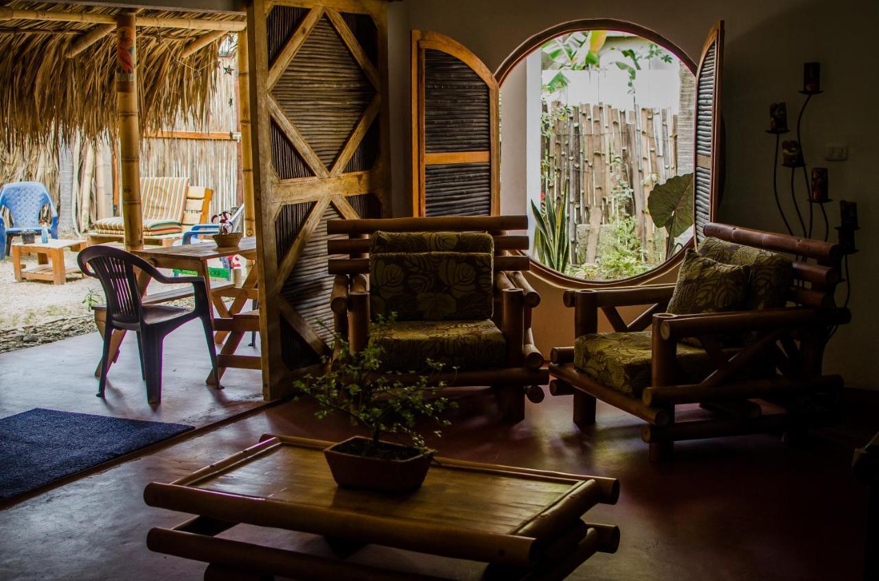 Hostal Corazon De Tagua Паломино Экстерьер фото